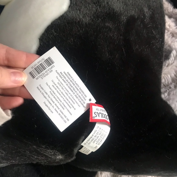 Orville Emperor Penguin - Picture 3 of 4